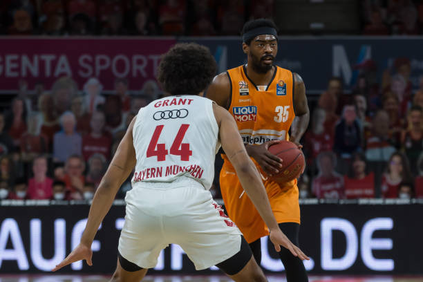 再次掀起了 再次掀起了