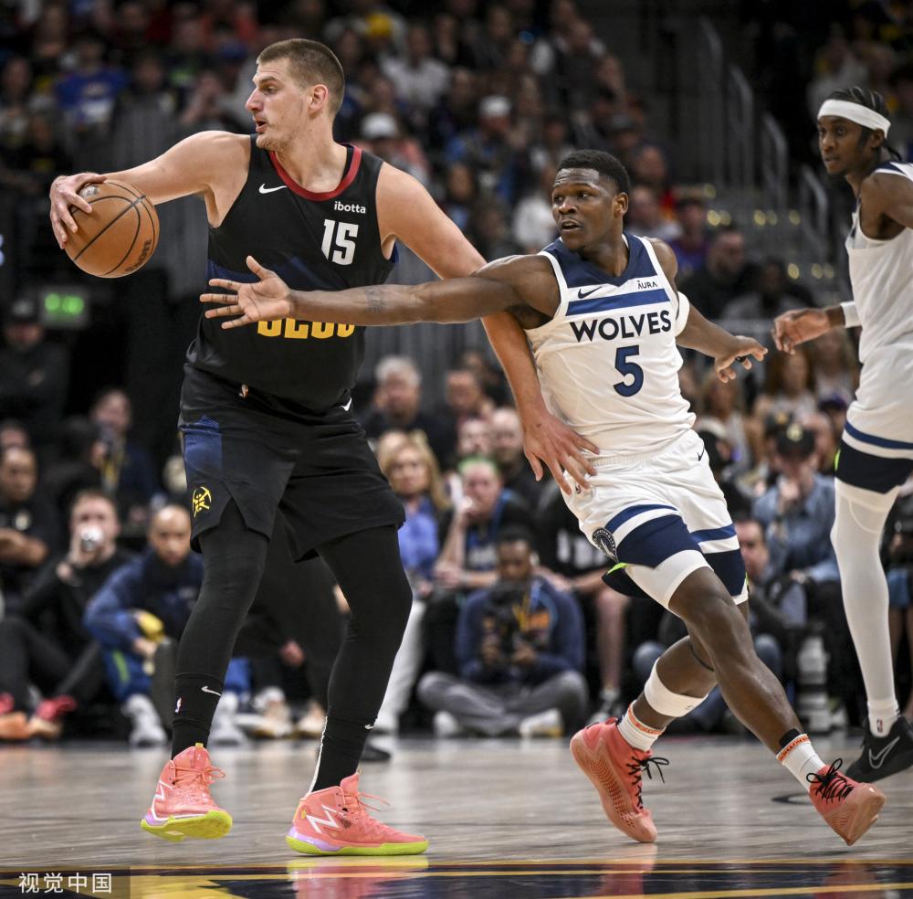 联赛中出场 联赛中出场