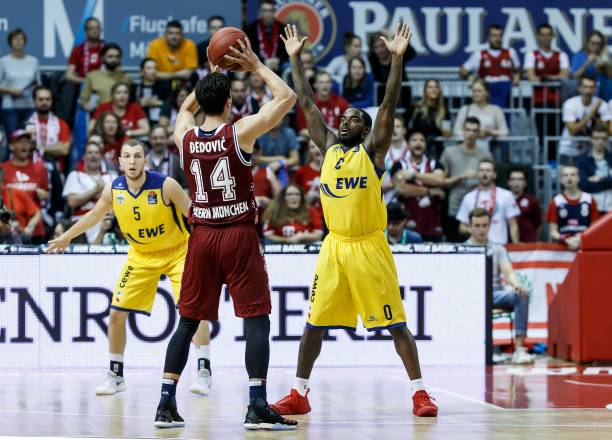 中国女排以 中国女排以